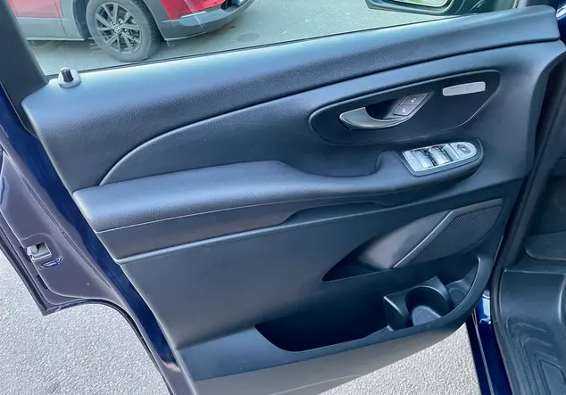 Angebotsdetails Mercedes-Benz Vito blau