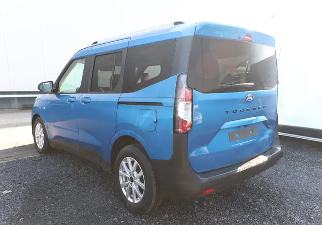 Angebotsdetails Ford Tourneo Courier Blau