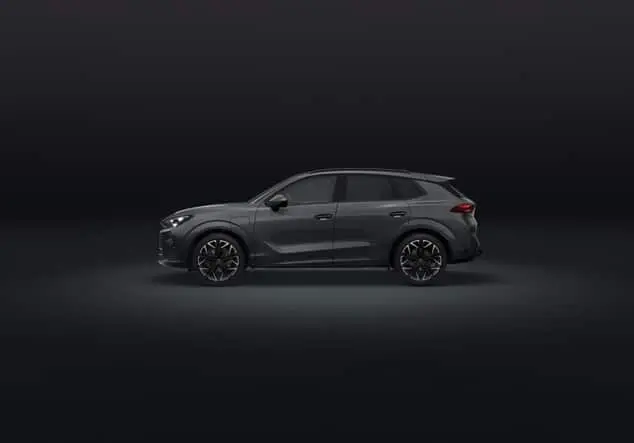 Angebotsdetails Cupra Terramar Cupra Terramar America`s CUP Limited Edition e-HYBRID 1.5 e-HYBRID 200 kW (272 PS) 6-Gang-DSG 200.00 kW (272 PS) Enceladus Grau Matt