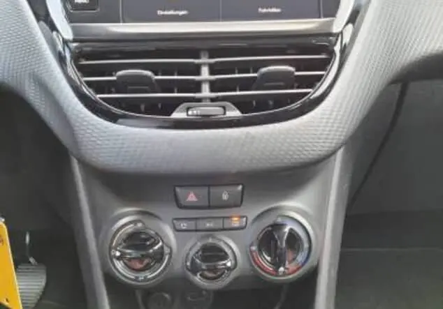 Angebotsdetails Peugeot 2008 Schwarz