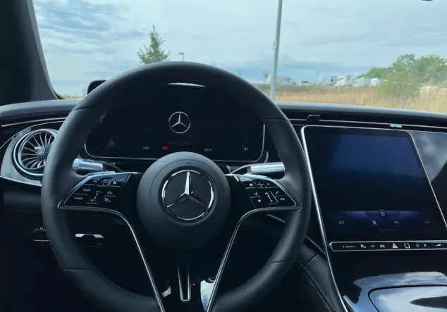 Angebotsdetails Mercedes-Benz EQS Obsidianschwarz Metallic