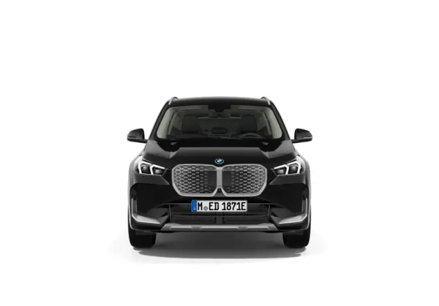 Angebotsdetails BMW iX1 xDrive30 Saphirschwarz metallic