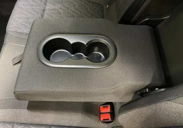 Angebotsdetails Volkswagen Golf Grau (Delfingrau Metallic)