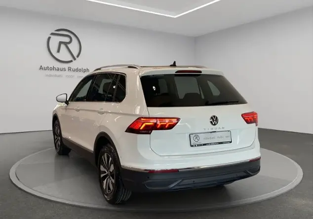 Angebotsdetails Volkswagen Tiguan 2.0 TDI Move / WeiÃ (Pure White)