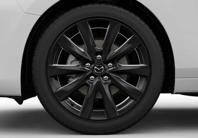 Angebotsdetails Mazda 3 2.5L e-SKYACTIV G 140PS 6AT HOMURA PLATINUM QUARTZ M