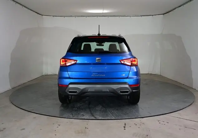 Angebotsdetails Seat Arona Seat Arona FR 1.5 TSI 110 kW (150 PS) 7-Gang-DSG Saphire Blau Metallic / Dach Schwarz
