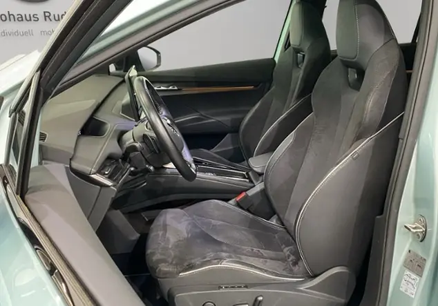 Angebotsdetails Skoda Enyaq iV 80 Sportline / Silber (Artic Silber Metallic)