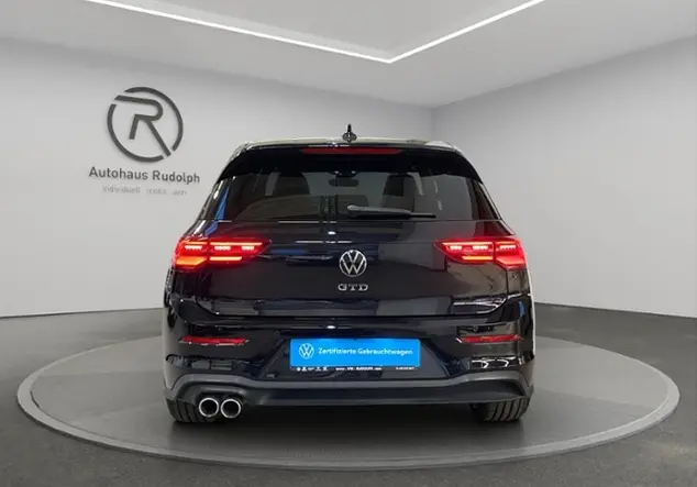 Angebotsdetails Volkswagen Golf Schwarz (Deep Black Perleffekt)