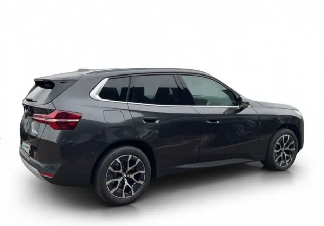 Angebotsdetails BMW X3 20i xDrive Black