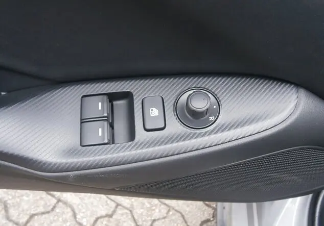 Angebotsdetails Mazda MX-5 1.5L SKYACTIV-G (132 hp) 6MT HOMURA AERO GRAY M