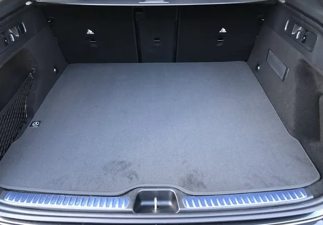 Angebotsdetails Mercedes-Benz GLC Metalliclack graphitgrau