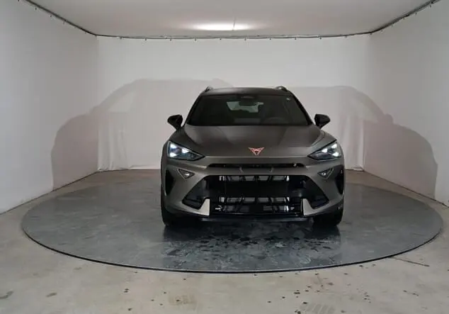 Angebotsdetails Cupra Formentor Cupra Formentor 1.5 eTSI 110 kW (150 PS) 7-Gang-DSG Century Bronze Matt