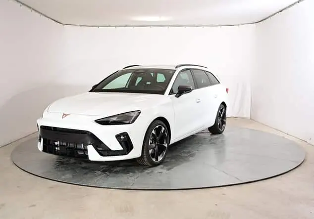 Angebotsdetails Cupra Leon Sportstourer Cupra ST 1.5 eTSI 110 kW (150-PS) 7-Gang-DSG Glacial WeiÃ Metallic/WeiÃ