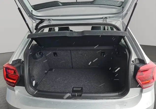 Angebotsdetails Volkswagen Polo Silber (Reflexsilber Metallic)