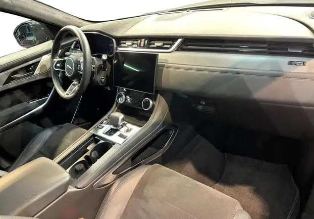Angebotsdetails Jaguar F-Pace Eiger grey