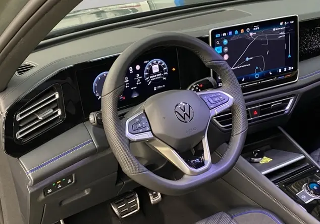 Angebotsdetails Volkswagen Tiguan III R-Line 1.5 eTSI KLIMA NAVI AL Grün (Cipressino-Grün Metallic)