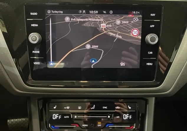 Angebotsdetails Volkswagen Touran Schwarz (Deep Black Perleffekt)