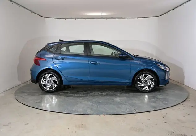 Angebotsdetails Hyundai i20 Hyundai i20 Wave 1.2 MPI 59 kW (79 PS) 5-Gang Vibrant Blue Pearl