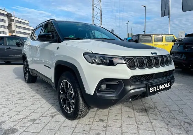 Angebotsdetails Jeep Compass Zweifarb-Lackierung Alpine White/Dach Schwarz