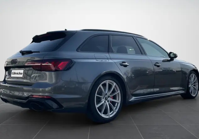 Angebotsdetails Audi RS4 Daytonagrau Perleffekt