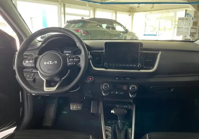 Angebotsdetails Kia Stonic Schwarz ((ABP) AURORA BLACK PEARL M)
