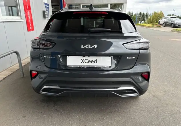 Angebotsdetails Kia XCeed Grau ((H8G) DARK PENTA METAL M)