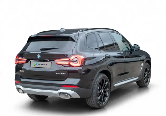 Angebotsdetails BMW X3 30e M Sportpaket Black
