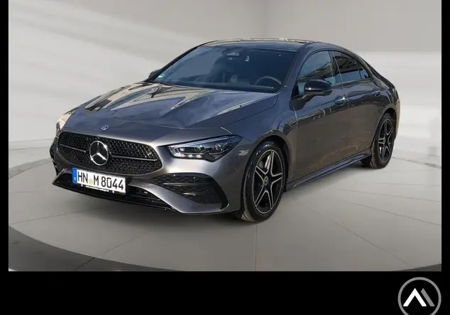 Angebotsdetails Mercedes-Benz CLA 180 Coupé ++sofort verfügbar++ Graulack mountaingrau