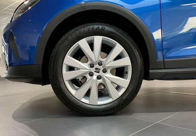 Angebotsdetails Seat Arona 1.0 TSI Style Edition Sapphire Blau Metallic