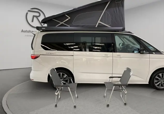 Angebotsdetails Volkswagen T7 California Ocean 2.0 TDI Langer Ãberhang Weià (Candy-Weià Deep Black Perleffekt)
