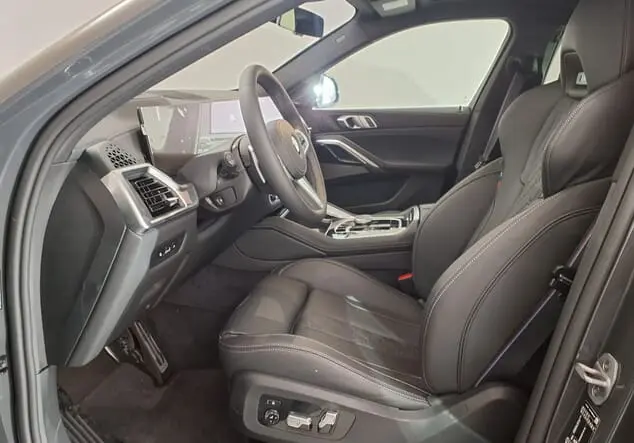 Angebotsdetails BMW X6 BMW X6 40d 259 kW (352 PS) 8-Gang Steptronic xDrive BMW Individual Dravitgrau metallic