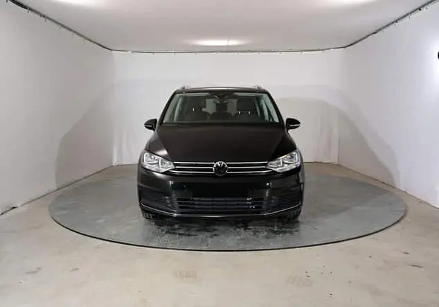 Angebotsdetails Volkswagen Touran Volkswagen Touran GOAL 1.5 TSI 110 kW (150 PS) 7-Gang-DSG Grenadillschwarz Metallic