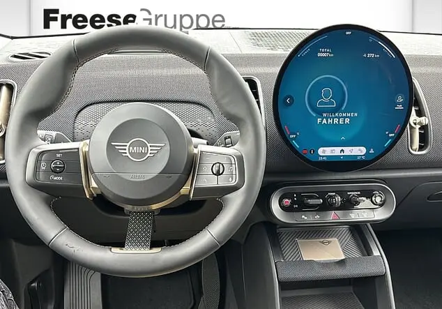 Angebotsdetails MINI Countryman SE ALL4 White