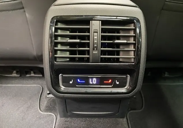 Angebotsdetails Volkswagen Passat Alltrack 2.0 TSI 4Motion Schwarz (Deep Black Perleffekt)