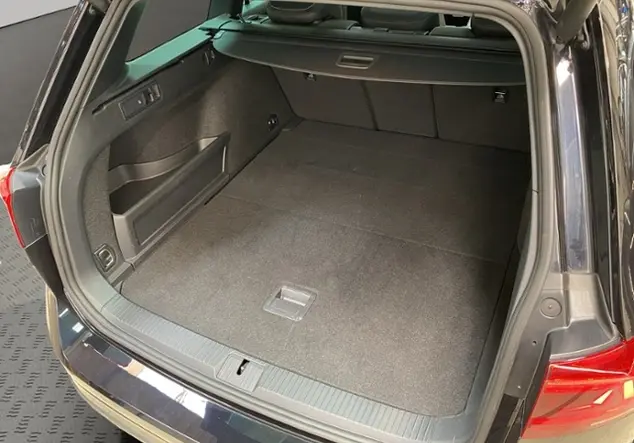 Angebotsdetails Volkswagen Passat Alltrack 2.0 TSI 4Motion Schwarz (Deep Black Perleffekt)