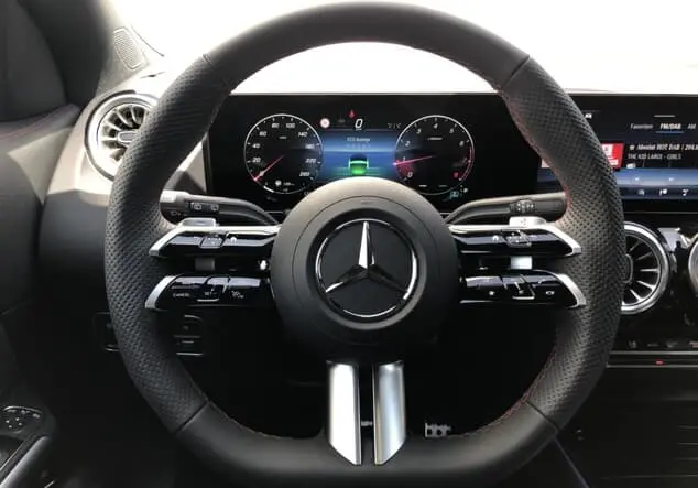 Angebotsdetails Mercedes-Benz GLA Mountaingrau