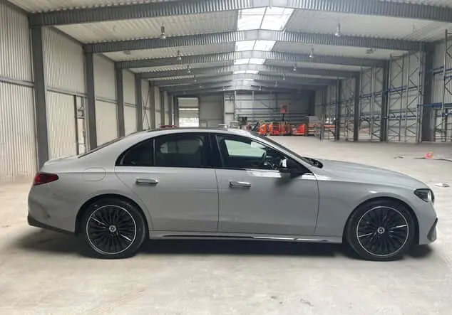 Angebotsdetails Mercedes-Benz E E200 Line Advanced Plus*Night*Pano*Superscreen*360grad*Distronic*Softclose* Alpin Grau