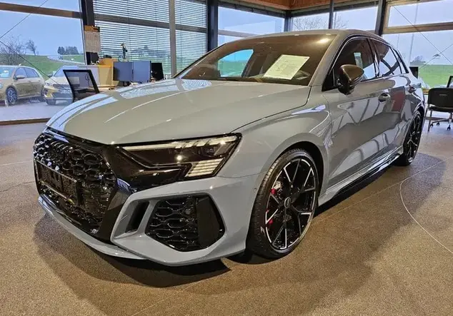 Angebotsdetails Audi RS3 Kremona-Grau