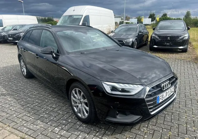 Angebotsdetails Audi A4 Ibisweiß