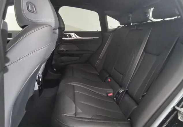 Angebotsdetails BMW 4er Gran Coupé BMW M440i Grand Coupe 275 kW (374 PS) 8-Gang Steptronic xDrive Saphirschwarz metallic