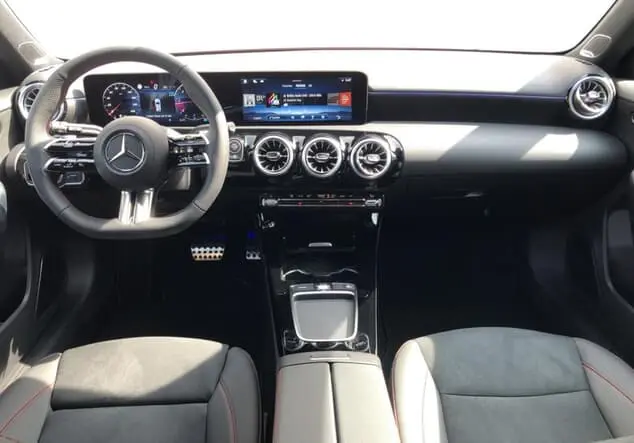 Angebotsdetails Mercedes-Benz A-Klasse MANUFAKTUR Lack MANUFAKTUR patagonienrot