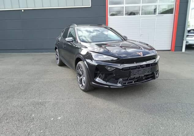 Angebotsdetails Cupra Formentor Cupra 1.5 TSI 110 kW (150 PS) 6-Gang Midnight Schwarz Metallic