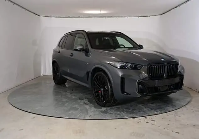 Angebotsdetails BMW X5 BMW X5 40d 259 kW (352 PS) 8-Gang Steptronic xDrive BMW Individual Dravitgrau metallic