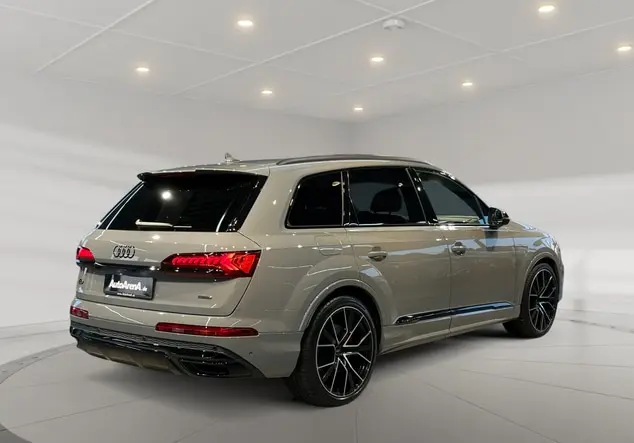 Angebotsdetails Audi Q7 Nardograu