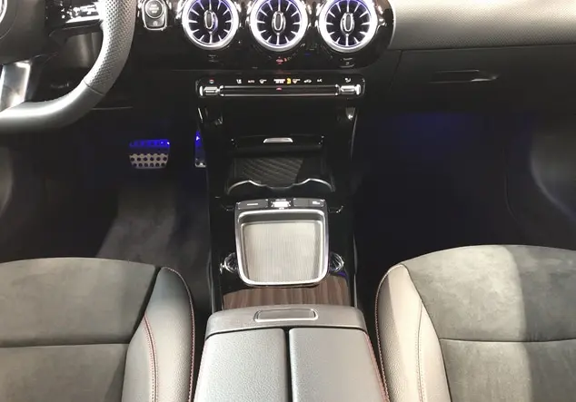 Angebotsdetails Mercedes-Benz A Graulack mountaingrau
