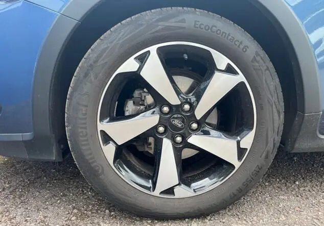 Angebotsdetails Ford Focus Chroma-Blau