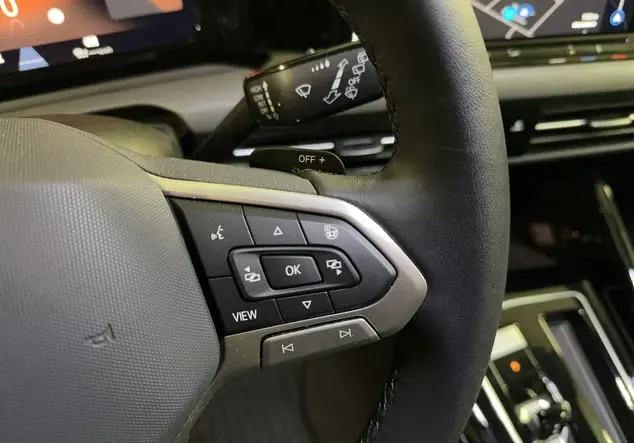 Angebotsdetails Volkswagen Golf Schwarz