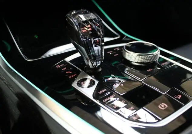 Angebotsdetails BMW X5M schwarz