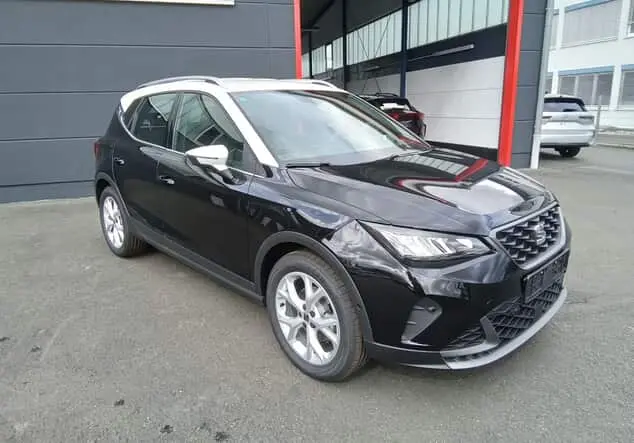 Angebotsdetails Seat Arona FR Seat 1.5 TSI 110 kW (150 PS) 7-Gang-DSG Midnight Schwarz Meta.../Schwarz