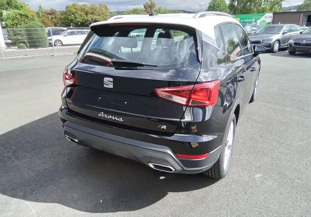 Angebotsdetails Seat Arona FR Seat 1.5 TSI 110 kW (150 PS) 7-Gang-DSG Midnight Schwarz Meta.../Schwarz